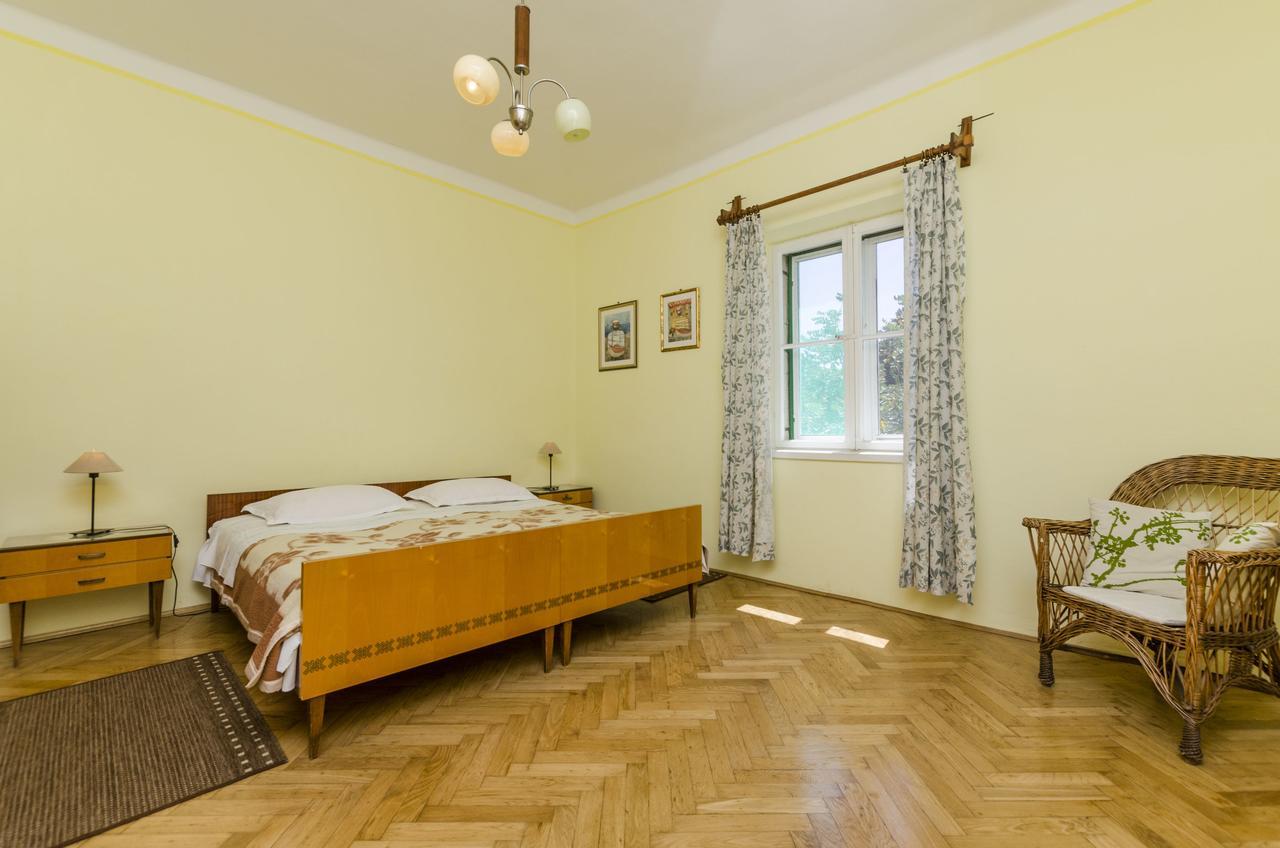 Apartments Marija Hvar Town Exterior photo